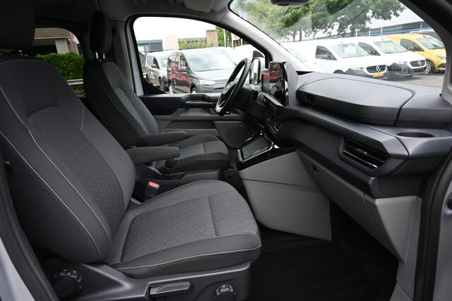 Ford TRANSIT CUSTOM 300L Limited 2.0 TDCI L2 DC 3000 KG inklapbare trekhaak, LED, Navigatie met camera