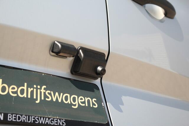 Ford TRANSIT CUSTOM E-Transit 320 L1H1 Trend | 71 kWh | 160kW/218pk | Stoelverwarming | Camera | Carplay/Android | Cruise | Lease 681,- p/m