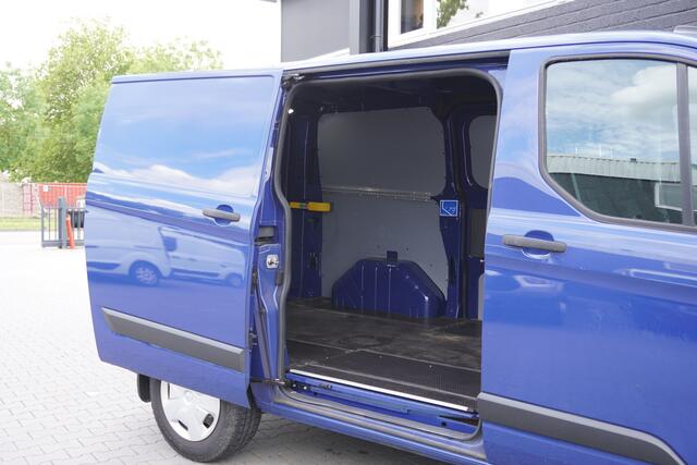 Ford TRANSIT CUSTOM 2.0 TDCI 130PK 2x Schuifdeur Automaat EURO 6 - Airco - Navi - Cruise - PDC - ¤ 15.900,- Excl.