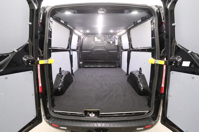 Ford TRANSIT CUSTOM 2.0 TDCI L2H1 185PK Sport | 2800KG Trekgew. | Airco | Cruise | Camera | Trekhaak | Carplay | 3 Zits | 2xSchuifdeur