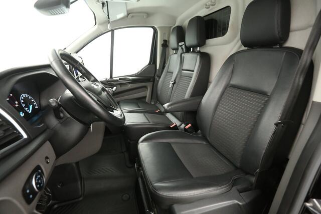 Ford TRANSIT CUSTOM 2.0 TDCI L2H1 185PK Sport | 2800KG Trekgew. | Airco | Cruise | Camera | Trekhaak | Carplay | 3 Zits | 2xSchuifdeur
