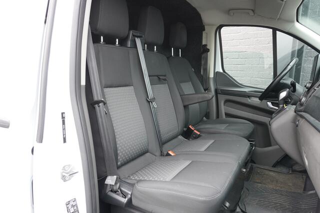 Ford TRANSIT CUSTOM 2.0 TDCI 130PK Automaat EURO 6 - Airco - Cruise - Camera - ¤11.900,- Excl.