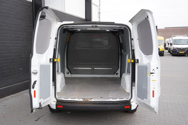 Ford TRANSIT CUSTOM 2.0 TDCI 130PK Automaat EURO 6 - Airco - Cruise - Camera - ¤11.900,- Excl.