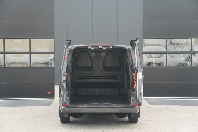 Ford TRANSIT CUSTOM E-Transit 320 L2H1 Limited 71 kWh 218pk - 1+1 stoel - Stoelverwarming - Carplay - Camera - LED - Rijklaar