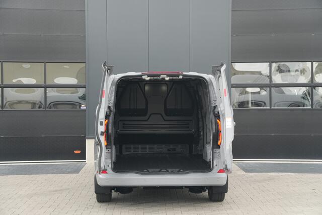 Ford TRANSIT CUSTOM E-Transit 320 L2H1 Limited 71 kWh 218pk - Elek Trekhaak - LED - Carplay - Stoelverwarming - Keyless - Cruise - Rijklaar