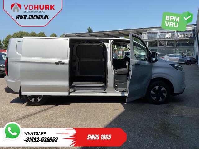 Ford TRANSIT CUSTOM E-Transit L2 65 kWh 330 km WLTP Garantie t/m 05-'29/ LED/ Snellader/ Standkachel/ Stoelverw./ Stuurverw./ Carplay/ Camera/ PDC/ Climate/ Cruise
