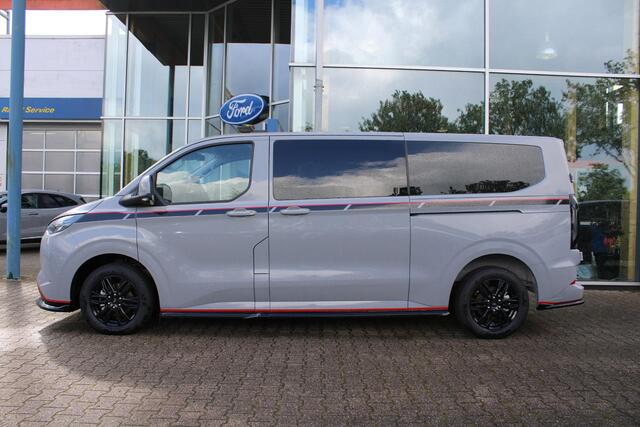 Ford TRANSIT CUSTOM 320 2.5 PHEV L2H1 Grey Platinum DC | Ruime Voorraad! | Dubbele Cabine Of Gesloten Bestel | Rijklaar | Ford Voorraad | Dubbele zijschuifdeur | Dual-zone automatische airconditioning | Privacy glass | Groot middenconsole | Trekhaakvoorbereiding | Centrale d