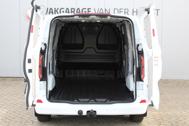 Ford TRANSIT CUSTOM E-Transit ELEKTRISCH 320 L2H1 Limited 65 kWh 218 pk Meerprijs 17" lichtmetalen wielen ¤. 1.500,- Autm. airco, stoel-, spiegel- en voorraamverw., camera, trekhaak, cruise cntrl, navigatie by Apple Carplay/ Android auto, telefoonvoorb., LED verl. etc.