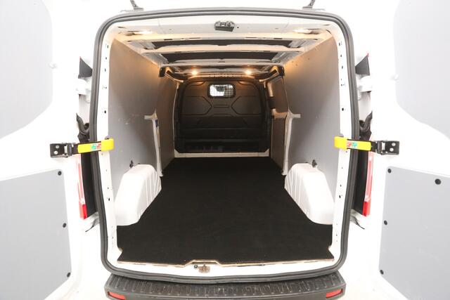 Ford TRANSIT CUSTOM 2.0 TDCI L2H1 | Marge | Automaat | Airco | Cruise | 3 Zits | Camera | Trekhaak | Carplay