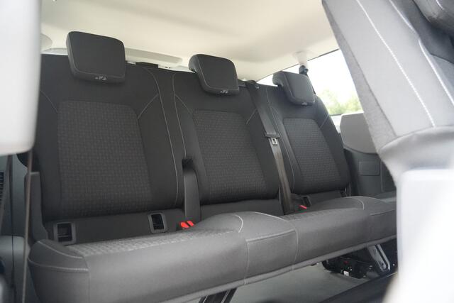 Ford TRANSIT CUSTOM 340 2.5 PHEV L2H1 Kombi Trend 9 zits - Carplay - Camera - Navigatie - Airco achterin - Cuise - Rijklaar