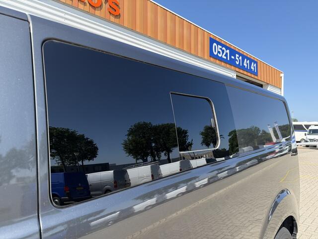 Ford TRANSIT CUSTOM 320 2.0 TDCI automaat L2H1 Trend / 3 persoons / vaste prijs rijklaar ¤ 17.950 ex btw / lease vanaf ¤ 302 / trekhaak / laadruimte gestoffeerd / airco / cruise / magneic grey metallic