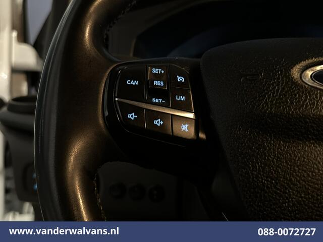 Ford TRANSIT CUSTOM 2.0 TDCI 130pk L2H1 Euro6 Airco | Camera | LED | Apple Carplay | Cruisecontrol | 2800kg Trekhaak Cruisecontrol, Stoelverwarming, Verwarmde voorruit, Parkeersensoren, Bijrijdersbank