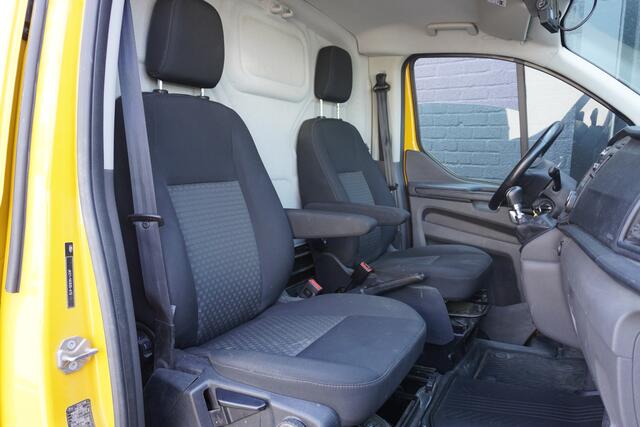 Ford TRANSIT CUSTOM 2.0 TDCI 130PK L2 EURO 6 - Airco - Cruise - PDC - Trekhaak - ¤ 11.950,- Excl.