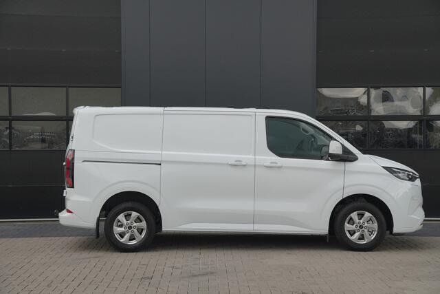 Ford TRANSIT CUSTOM E-Transit 320 L1H1 Limited 71 kWh 218pk - 2x Schuifdeur - Trekhaak - Pro Power - Camera - Carplay - Rijklaar