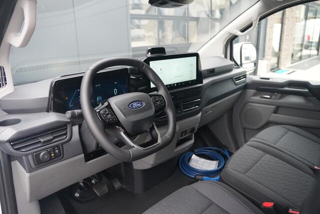 Ford TRANSIT CUSTOM E-Transit 320 L2H1 Limited 71 kWh 218pk - 2x Schuifdeur - Trekhaak - Camera - Carplay - Rijklaar