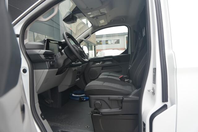 Ford TRANSIT CUSTOM E-Transit 320 L2H1 Limited 71 kWh 218pk - 2x Schuifdeur - Trekhaak - Camera - Carplay - Rijklaar
