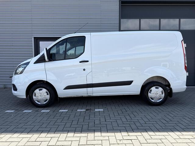 Ford TRANSIT CUSTOM 280 2.0 TDCI L1H1 Trend ?3-persoons ?Navigatie ?Camera ?Airco ?Cruise ?Apple CarPlay Android Auto ?Parkeersensoren ?Trekhaak