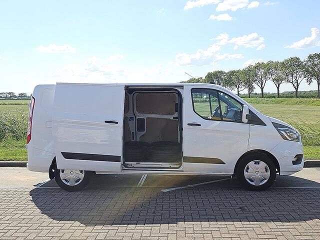 Ford TRANSIT CUSTOM 340 2.0 TDCI L2H1 Trend L2H1 2x Schuifdeur Airco Trekhaak Navi PDC Achterdeuren Cruise Control Euro6 131 PK