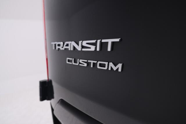 Ford TRANSIT CUSTOM 320 2.0 TDCI L2H1 Limited DC 170Pk, 5 Pers. Leer, 2x schuifdeur