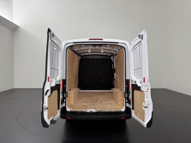 Ford TRANSIT CUSTOM 2.0TDCi 130PK L2H2 | Airco | Cruise | 3-Zits | Betimmering