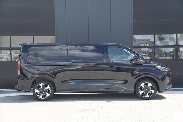 Ford TRANSIT CUSTOM E-Transit 340 L2H1 Sport 71 kWh 218pk - ACC - DDS LED - Pro Power - Verwarmd stuurwiel - Navi - 360 Camera - Rijklaar
