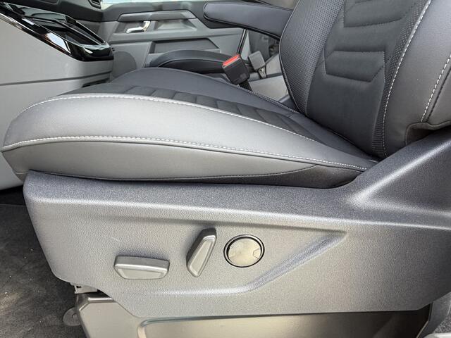 Ford TRANSIT CUSTOM Tourneo 340 L2H1 Titanium 65 kWh / Leder / 8 -persoons / prijs ex BTW