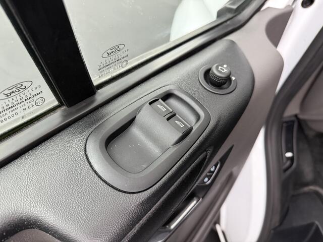 Ford TRANSIT CUSTOM 2.0TDCI 130PK | Kastinrichting | Multimedia | Camera | Airco | Cruise | Trekhaak