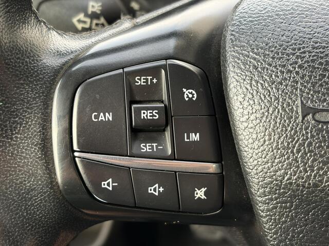 Ford TRANSIT CUSTOM 300 2.0 TDCI L2H1*DC*A/C*CRUISE*HAAK*STOELVERW.*5P