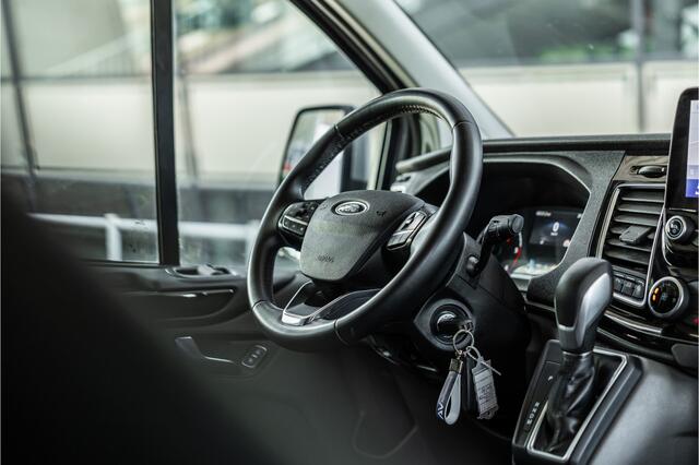 Ford TRANSIT CUSTOM 300 2.0 TDCI DC | Dubbel cabine | L+R Schuifdeur | Elek stoelen | CarPlay | Lederen bekleding | Navigatie | Stoelverwarming | Nieuwe APK | NAP Logisch