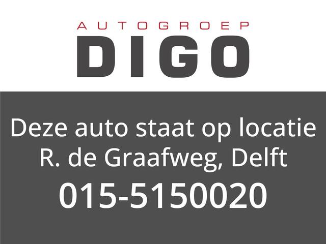 Ford TRANSIT CUSTOM ROLSTOELVERVOER 320 2.0 TDCI L2H1 Limited DC | Marge auto | Stoelverwarming | Trekhaak