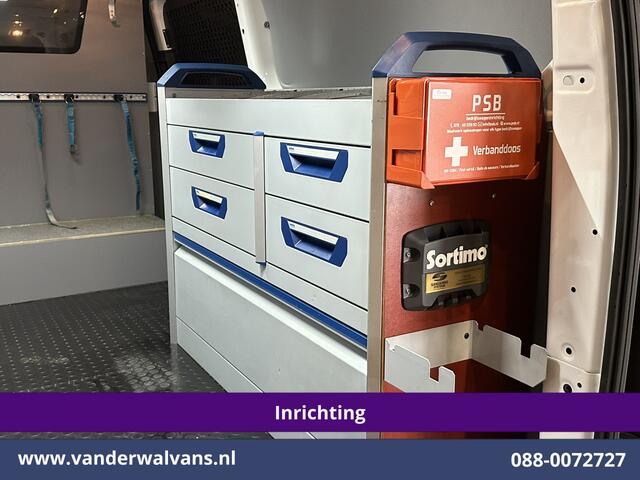 Ford TRANSIT CUSTOM 2.0 TDCI 130pk L2H1 Inrichting Euro6 Airco | Camera | 2800kg Trekhaak | LED | Cruisecontrol Stoelverwarming, Verwarmde voorruit, Parkeersensoren, Achterklep