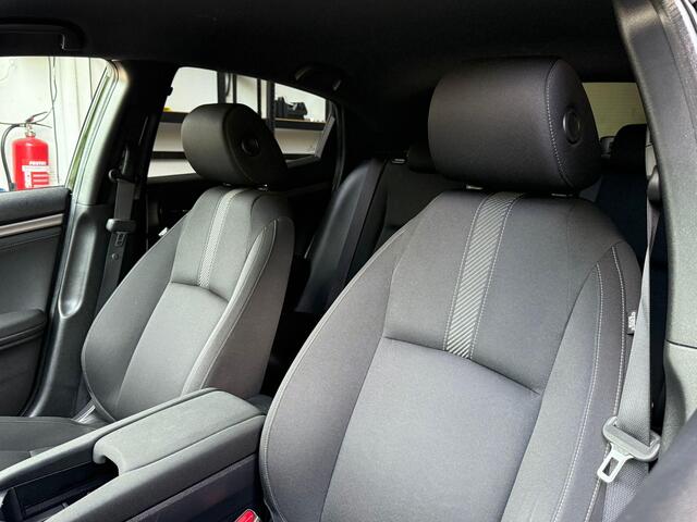 Honda CIVIC 1.0 i-VTEC Elegance