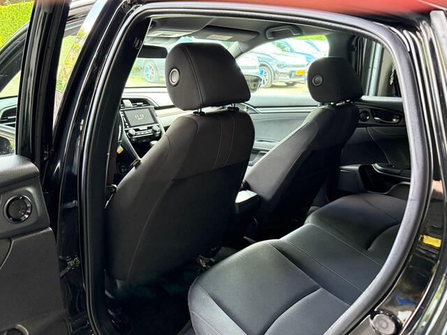 Honda CIVIC 1.0 i-VTEC Elegance