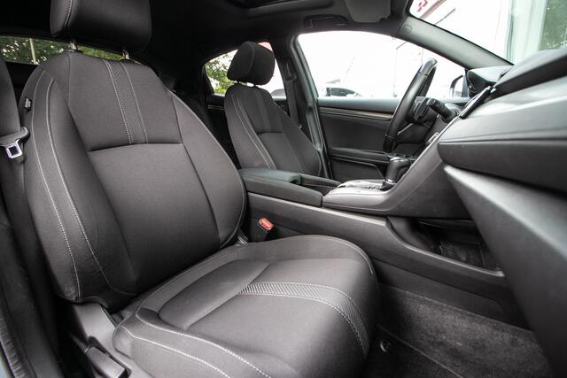 Honda CIVIC 1.5 i-VTEC Sport Plus Automaat All-in rijklaarprijs | Schuifdak | Sport uitlaat | Dealer onderh.