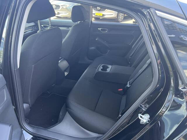 Honda CIVIC 2.0 e:HEV Elegance | AUTOMAAT | SPORTPAKKET | APPLE CARPLAY | ACHTERUITRIJCAMERA | PARKEERSENSOREN | DODEHOEKDETECTIE | ADAPTIEF CRUISE CONTROL | DEMO |