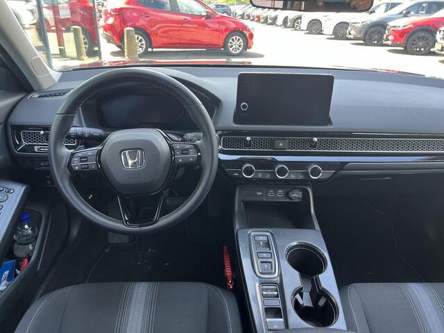 Honda CIVIC 2.0 e:HEV Elegance | AUTOMAAT | SPORTPAKKET | APPLE CARPLAY | ACHTERUITRIJCAMERA | PARKEERSENSOREN | DODEHOEKDETECTIE | ADAPTIEF CRUISE CONTROL | DEMO |