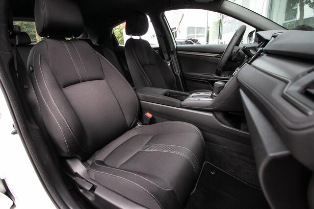 Honda CIVIC 1.0 i-VTEC Comfort Automaat - All in rijklaarprijs | Dealer ond . | 12 mnd Bovag gar. | Camera | Navigatie