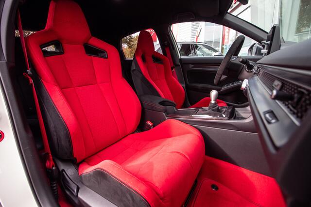 Honda CIVIC 2.0 i-VTEC Type R Ultimate Edition no. 35 / 40