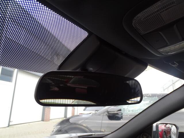 Honda CIVIC 1.0 i-VTEC Elegance NAVIGATIE | STOELVERWARMING | PARKEERSENSOREN | AIRCO/ECC | CRUISE CONTROL | LED VERLICHTING | NEDERLANDSE AUTO |