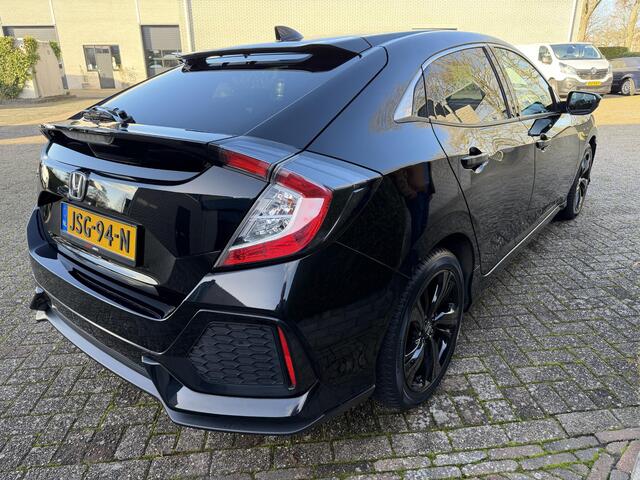 Honda CIVIC 1.0 i-VTEC Elegance*Navi*ECC*PDC*Carplay*Camera