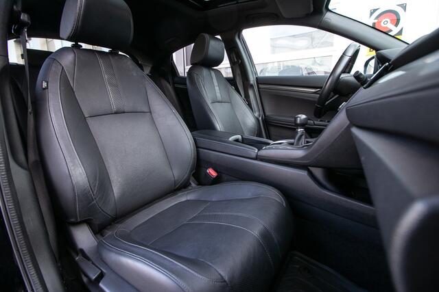 Honda CIVIC 1.5 i-VTEC Prestige - Dealer ond. | Schuifdak | Lederen int. | Trekhaak | 1400kg Trekgewicht