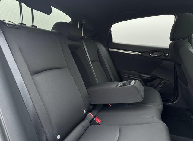 Honda CIVIC 1.5 i-VTEC Prestige Pano | Camera | Navi |