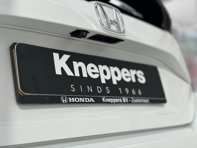 Honda CIVIC 1.5 i-VTEC Prestige | GEEN AFLEVERKOSTEN | Schuif-/kanteldak, Parkeersensoren, Navigatie