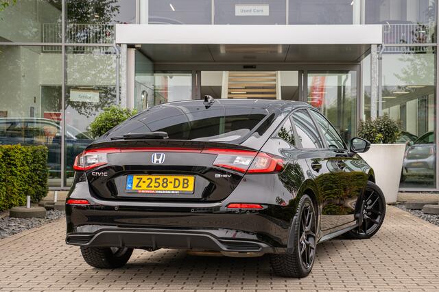 Honda CIVIC 2.0i e:HEV SPORT - TREKHAAK - SPATLAPPEN - ALL WEATHERS