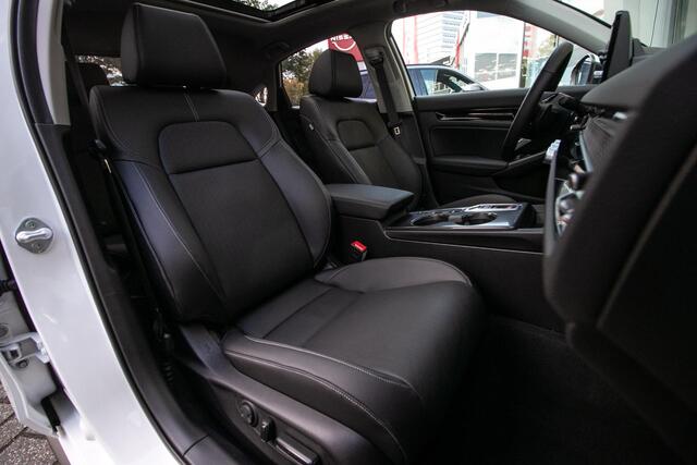 Honda CIVIC 2.0 e:HEV Advance | Schuifdak | Navi | Leder