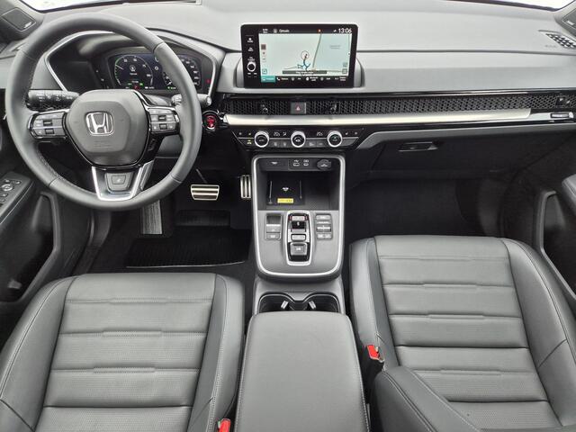 Honda CR-V 2.0 e:PHEV Advance Tech Automaat / Apple Carplay Android Auto / HUD / Glazen schuif- en kanteldak / Stoelventilatie / Rondomzicht camera / Stuur- en Stoelverwarming / Elektrische achterklep /