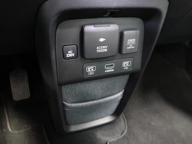 Honda E Advance 17" PANORAMADAK/360CAMERA/CARPLAY/WINTERPACK/KEYLESS