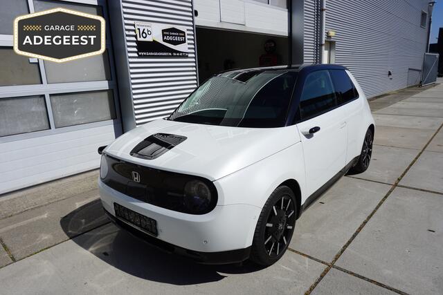 Honda E Advance 17" |Navi|Carplay|PDC V+A|Dodehoek|360 Camera|DAB|Pano|Stuur, stoel en voorruitverwarming|