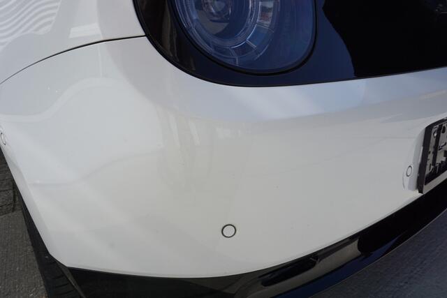 Honda E Advance 17" |Navi|Carplay|PDC V+A|Dodehoek|360 Camera|DAB|Pano|Stuur, stoel en voorruitverwarming|