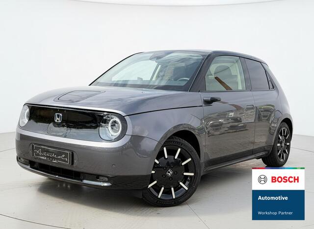 Honda E Advance 17" CARPLAY - PANO - STOELVERWARMING - 360 CAMERA - DIGITALE SPIEGELS